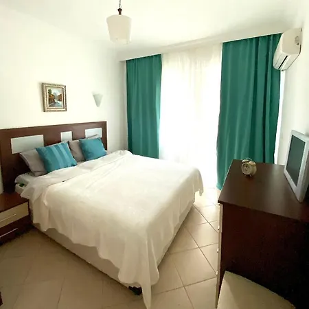 рядом с морем Kemer